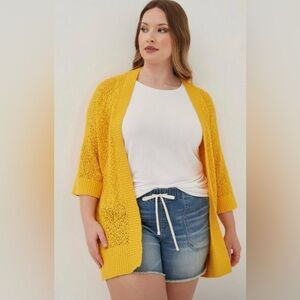 Torrid 2x Open Knit cozy yellow crochet sweater cardigan roomy good condition